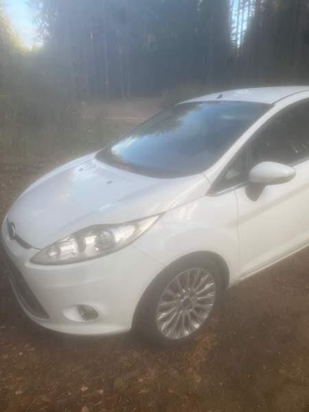 Ford Fiesta Helsinki - valokuva 3