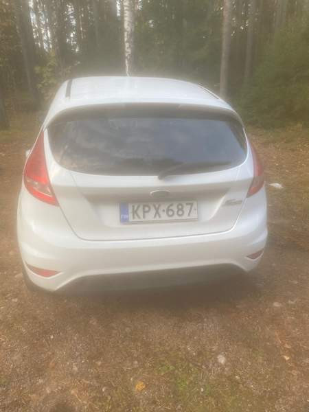 Ford Fiesta Helsinki - valokuva 8
