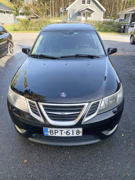 Saab 9-3 Uusikaarlepyy - valokuva 3