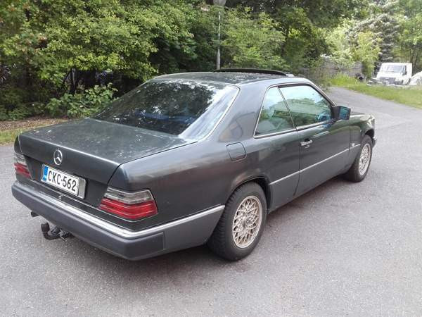 Mercedes-Benz 230 Helsinki - изображение 3