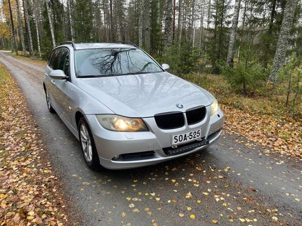 BMW 320 Seinäjoki - valokuva 2