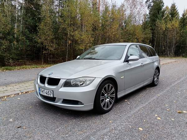 BMW 320 Turtkul - valokuva 1