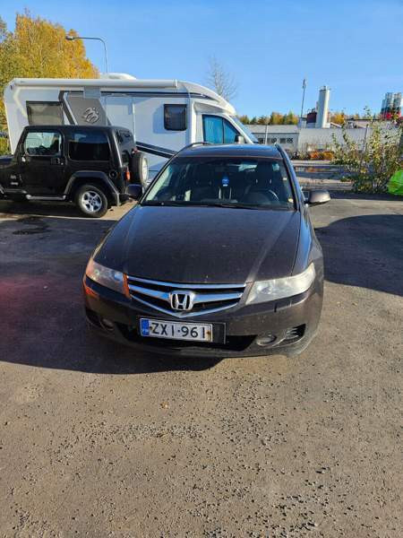 Honda Accord Helsinki - valokuva 1