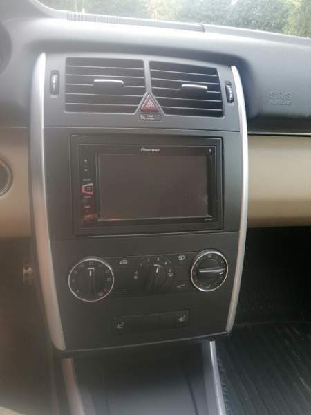 Mercedes-Benz B Vantaa - valokuva 8