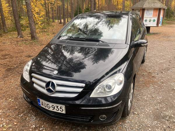 Mercedes-Benz B Vantaa - valokuva 2