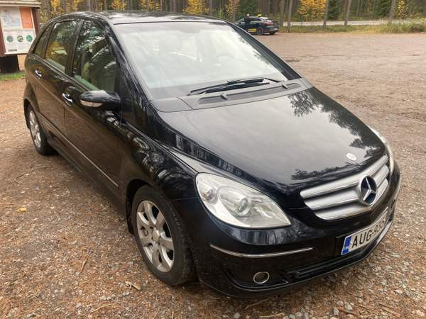 Mercedes-Benz B Vantaa - valokuva 3