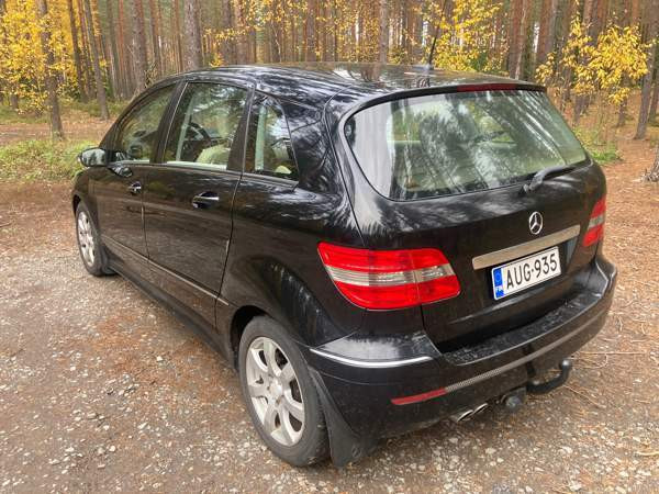 Mercedes-Benz B Vantaa - valokuva 5
