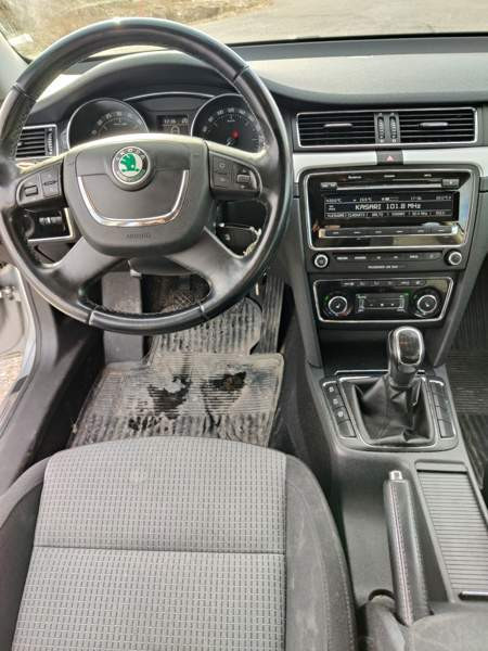 Skoda Superb Kauhava - valokuva 7
