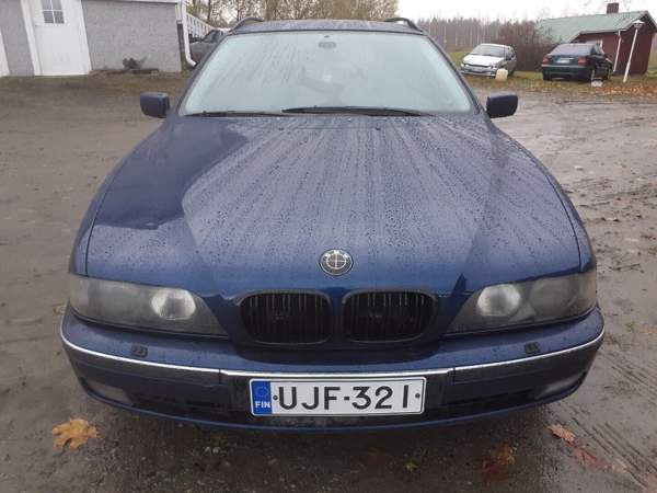 BMW 523 Ilomantsi - valokuva 1
