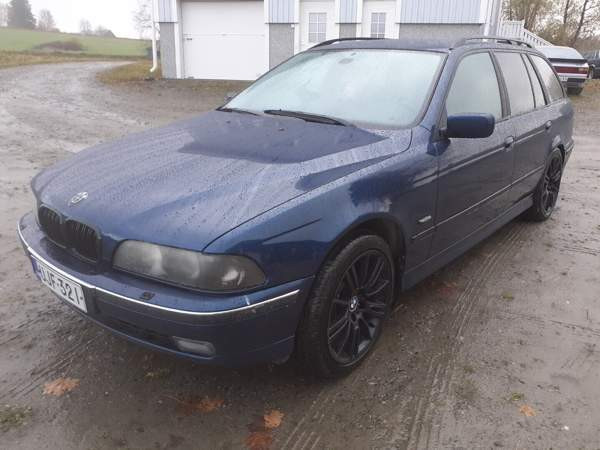 BMW 523 Ilomantsi - valokuva 2