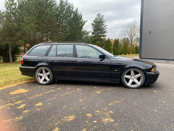 BMW 520 Glebychevo - photo 3