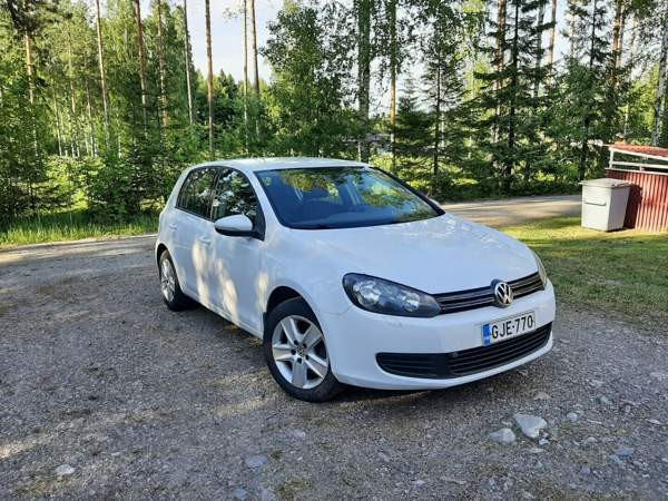 Volkswagen Golf Kuopio - valokuva 1
