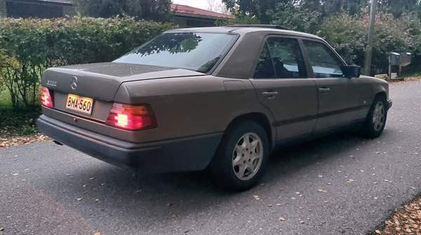 Mercedes-Benz 300 Tampere - valokuva 4