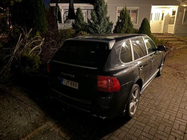 Porsche Cayenne Nokia - valokuva 2