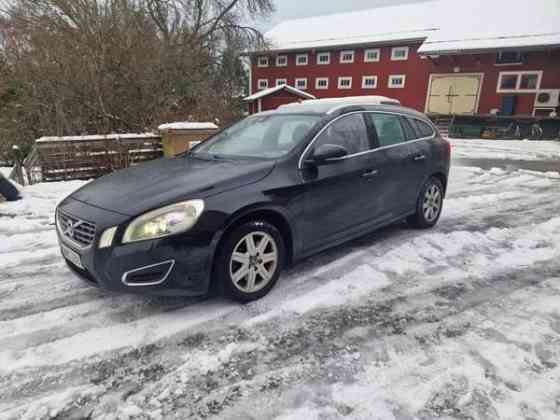 Volvo V60 Maentsaelae