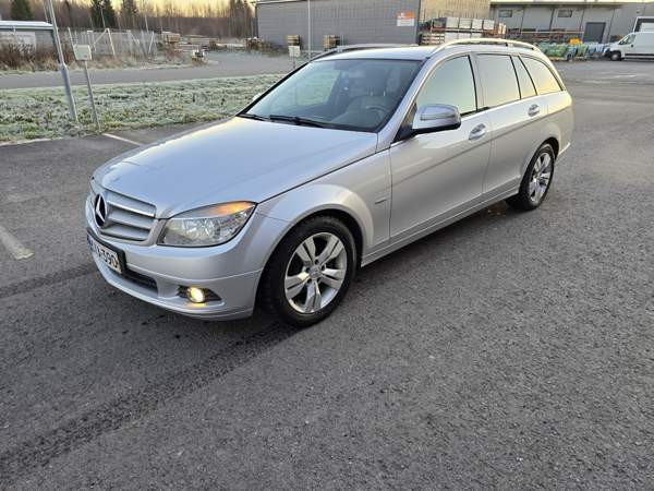 Mercedes-Benz C Oulu - valokuva 3