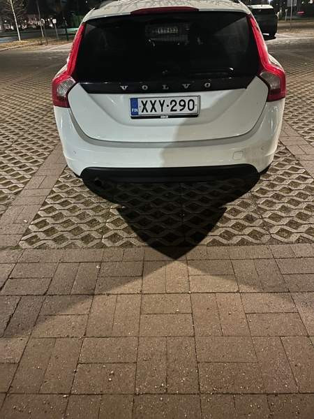 Volvo V60 Ylivieska - valokuva 4