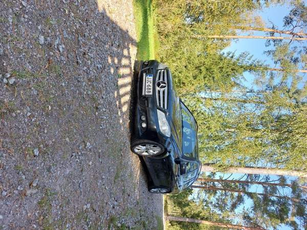 Mercedes-Benz C Uusikaupunki - valokuva 2
