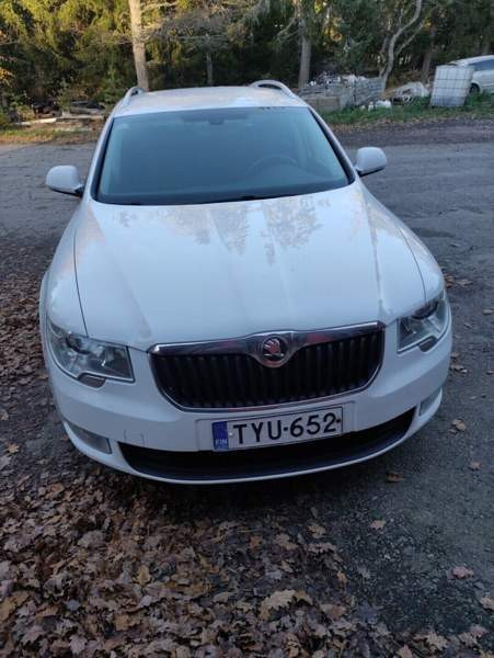 Skoda Superb Taivassalo - valokuva 8