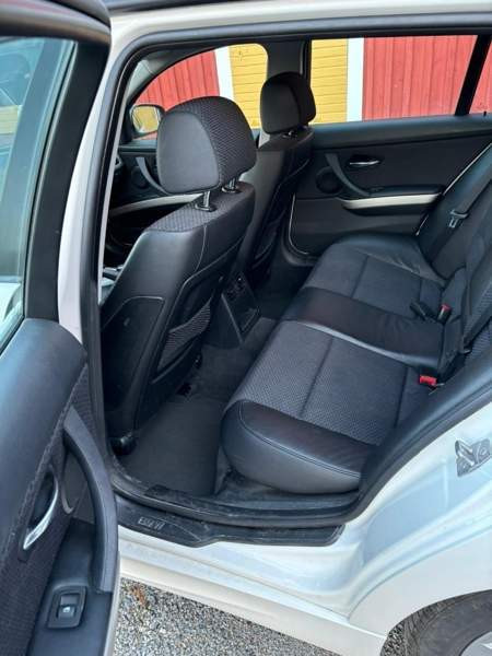 BMW 320 Alajärvi - valokuva 8