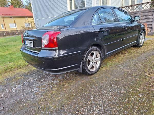 Toyota Avensis Mänttä-Vilppula - valokuva 2