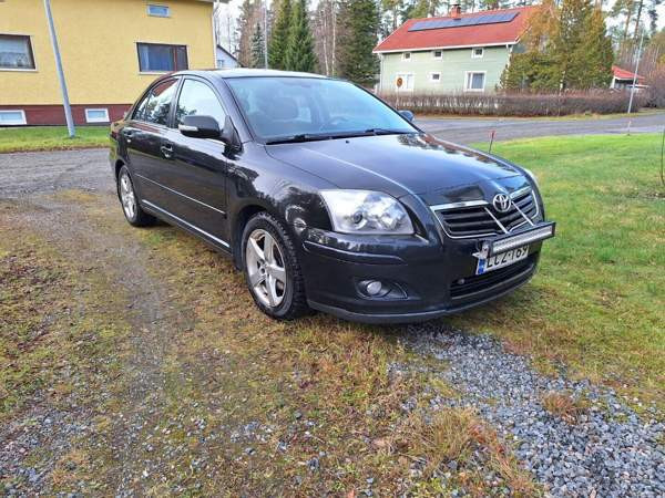 Toyota Avensis Mänttä-Vilppula - valokuva 1