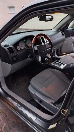 Chrysler 300C Rauma – foto 8