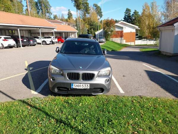 BMW X1 Kaarina - valokuva 3