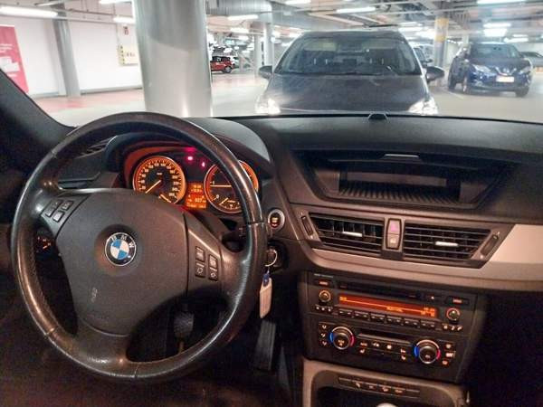 BMW X1 Kaarina - valokuva 7