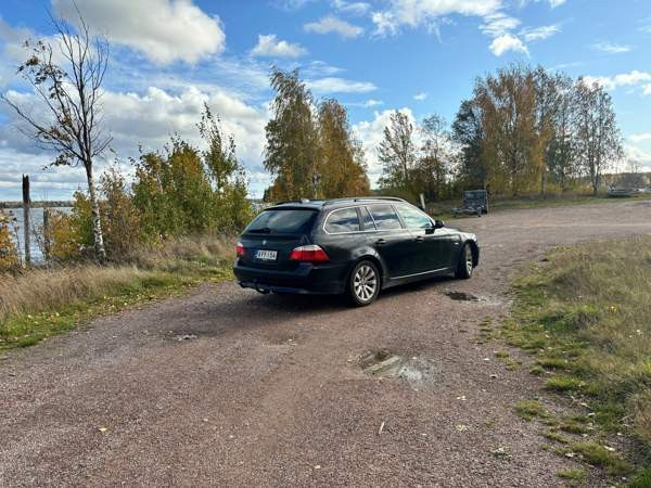 BMW 520 Lovisa - valokuva 2