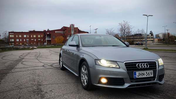 Audi A4 Oulainen - valokuva 2
