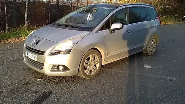 Peugeot 5008 Запорожская область - изображение 1