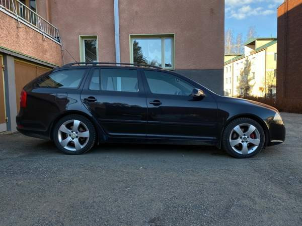 Skoda Octavia Helsinki - valokuva 4
