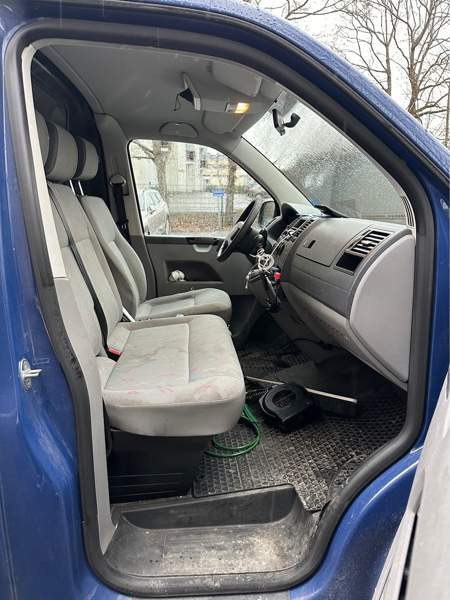 Volkswagen Transporter Vantaa - valokuva 5