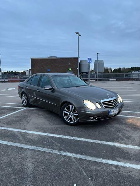 Mercedes-Benz E Turtkul - valokuva 3