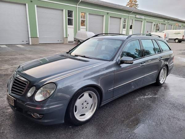 Mercedes-Benz E Nokia - valokuva 2