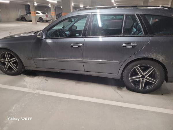 Mercedes-Benz E Nokia - valokuva 5