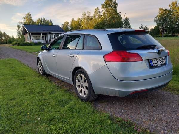 Opel Insignia Jyväskylä - valokuva 7