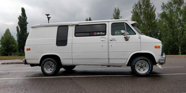 Chevrolet Chevy Van Pieksämäki - valokuva 3