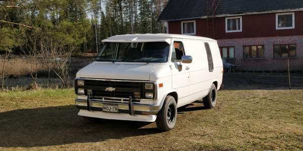 Chevrolet Chevy Van Pieksämäki - valokuva 1