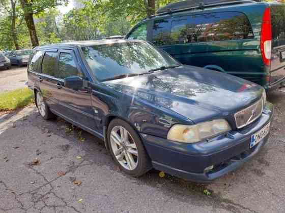 Volvo V70 Vantaa