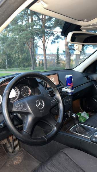 Mercedes-Benz 220 Macau - photo 7