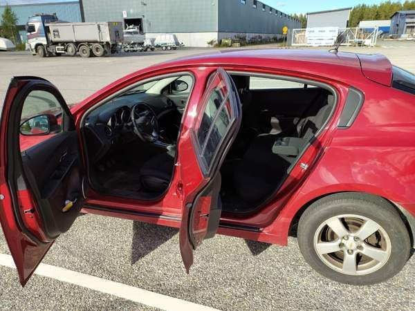 Chevrolet Cruze Каяни - изображение 5