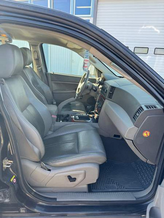 Jeep Grand Cherokee Helsinki - valokuva 8