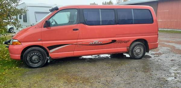 Toyota Hiace Kinnula - valokuva 2