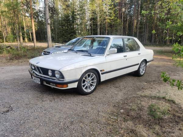 BMW 518 Raahe - valokuva 1