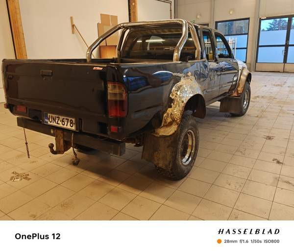 Toyota Hilux Ylikiiminki - valokuva 3