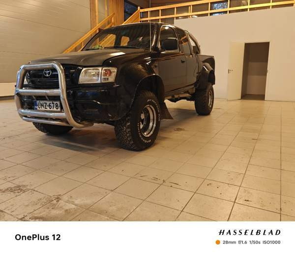 Toyota Hilux Ylikiiminki - valokuva 1