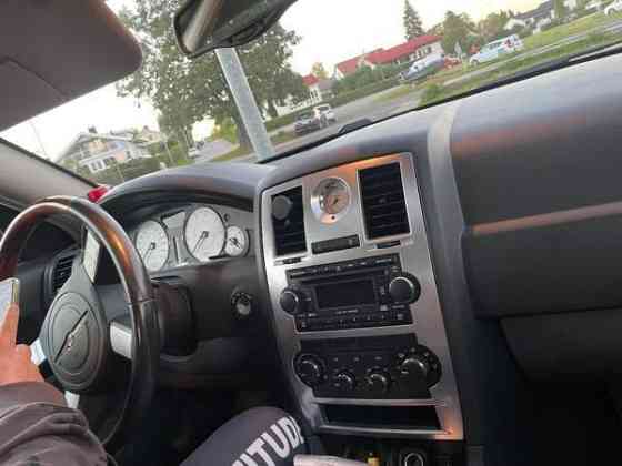 Chrysler 300C Raasepori