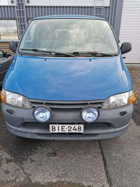 Toyota Hiace Hämeenlinna - valokuva 5